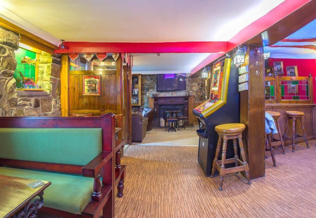 The Blackhorse Accommodation นิวตันสจวร์ต ภายนอก รูปภาพ